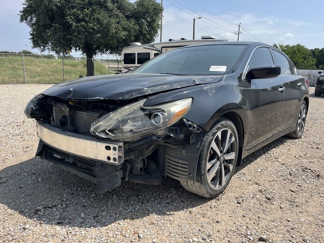 2016 Nissan Altima 2.5 SR's photo