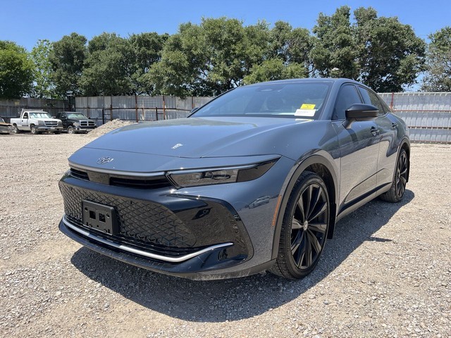 2025 Toyota Crown Nightshade AWD's photo
